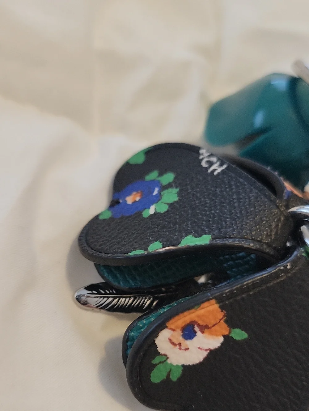 NWOT COACH Resin & Leather Tea Rose Keychain with Silver Hardware - Picture 7 of 11